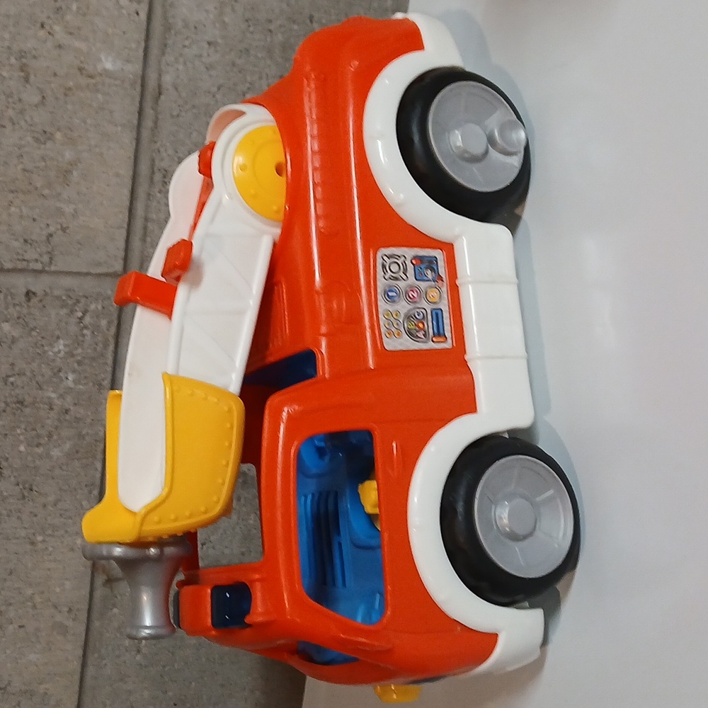 Fisher-Price Little People Cottage And Camper Replacements - Picture 4 of 9